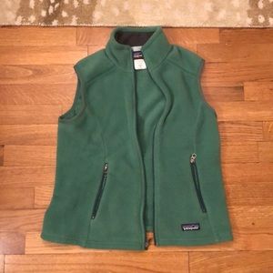 Patagonia green vest
